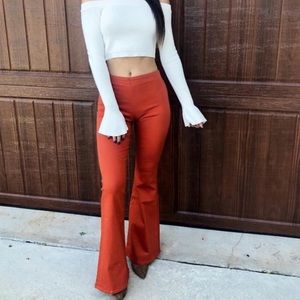 High Waisted BellBottom Rust Jeans Size 26